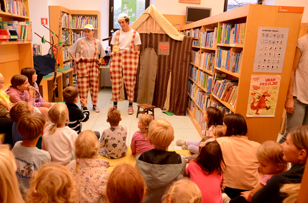 Pravljično popoldne 2025 (foto T. Kosec)